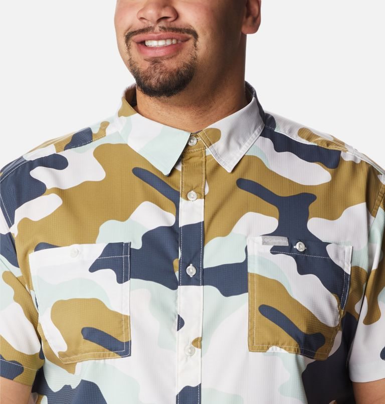 Men's Columbia Utilizer Printed Woven Short Sleeve Shirts Camo | Plus Size CA-B8L01